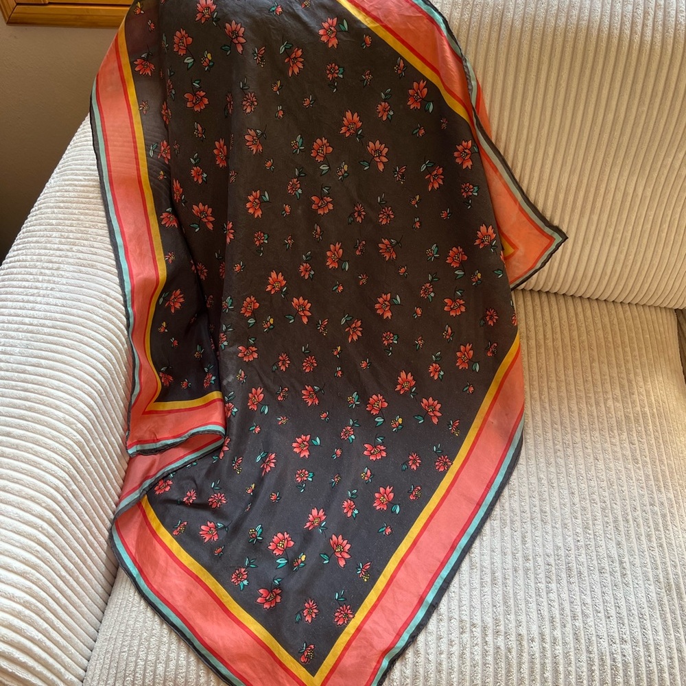 Vintage Floral silk Scarf